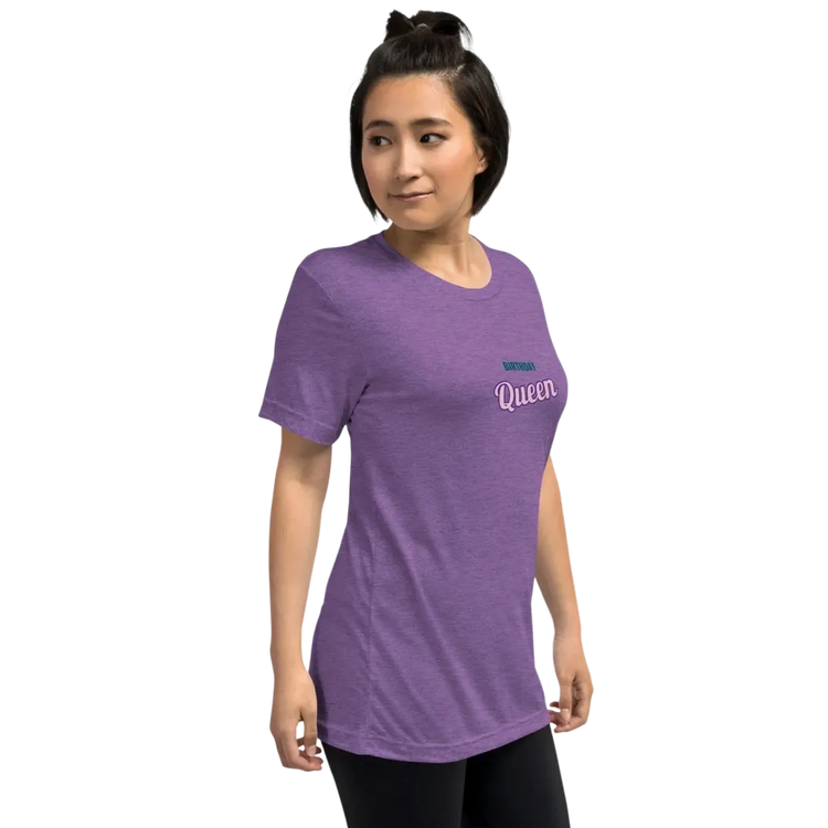 Vintage Look Damen T-Shirt in Lila mit Queen-Design, unisex, aus Tri-Blend-Stoff, passend für XS bis 4XL, von BUYATHOME24