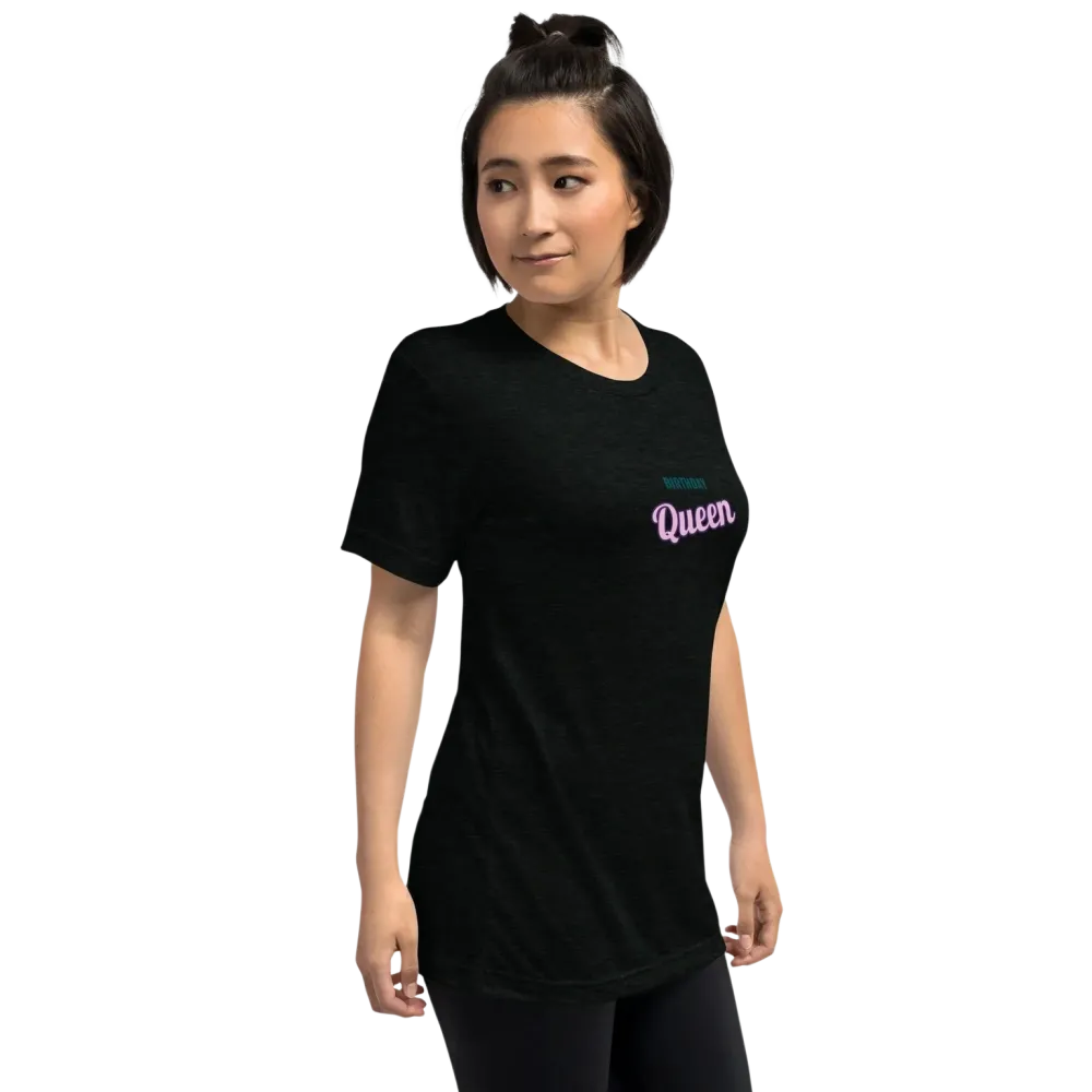 Unisex Vintage Look T-Shirt von BUYATHOME24 in Schwarz, Damen T-Shirt, schlichtes Design, Frontansicht, bequemes Tri-Blend-Material