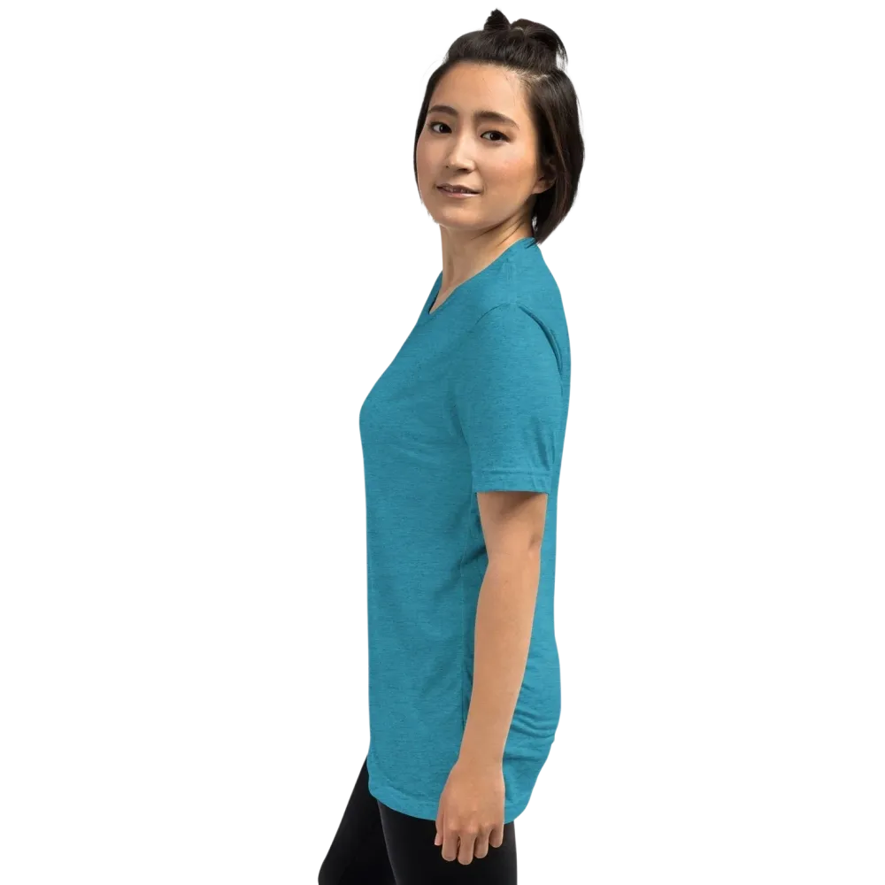 Unisex Vintage Look T-Shirt von BUYATHOME24 in Aqua, Damen T-Shirt, Geburtstagsgeschenk, bequemes Tri-Blend Material