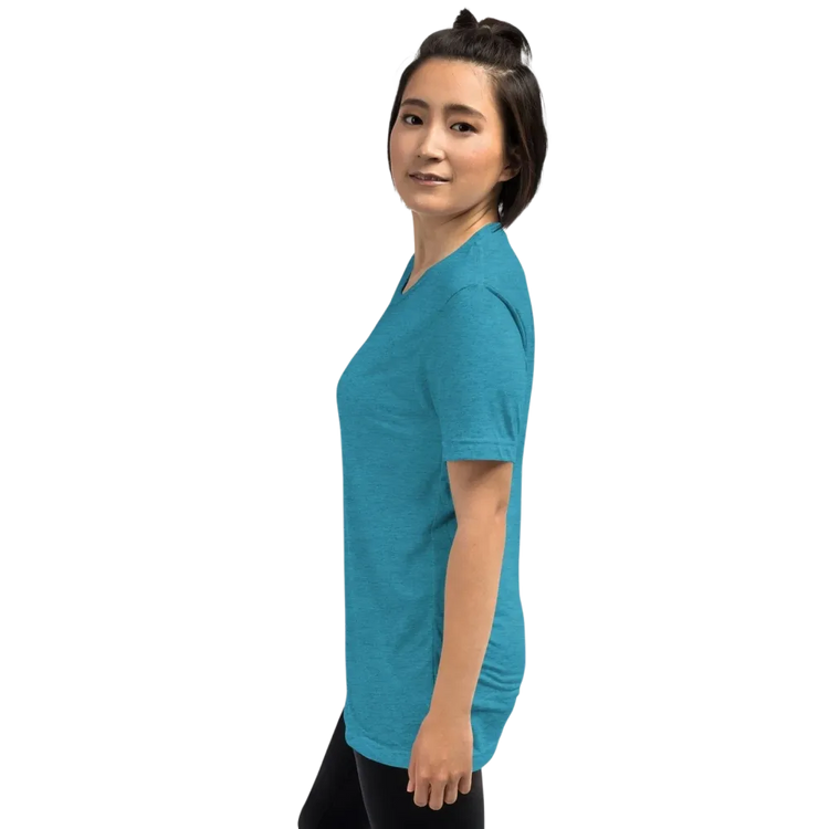 Unisex Vintage Look T-Shirt von BUYATHOME24 in Aqua, Damen T-Shirt, Geburtstagsgeschenk, bequemes Tri-Blend Material