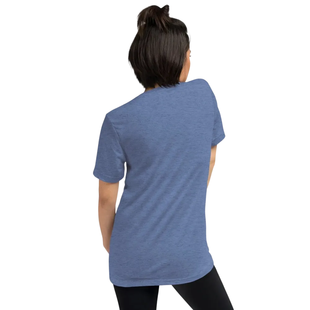 Unisex Vintage Look T-Shirt von BUYATHOME24 in Blau, Damen T-Shirt, Geburtstagsgeschenk, Tri-Blend Stoff, Rückenansicht
