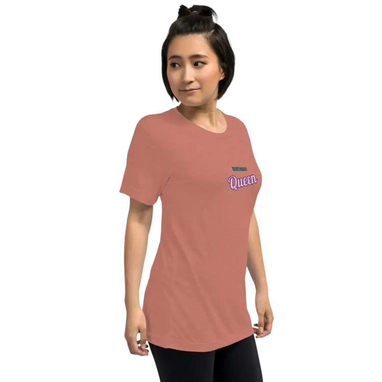 Vintage Look Damen T-Shirt von BUYATHOME24 in Mauve, unisex Tri-Blend-Design, ideal als Geburtstagsgeschenk.