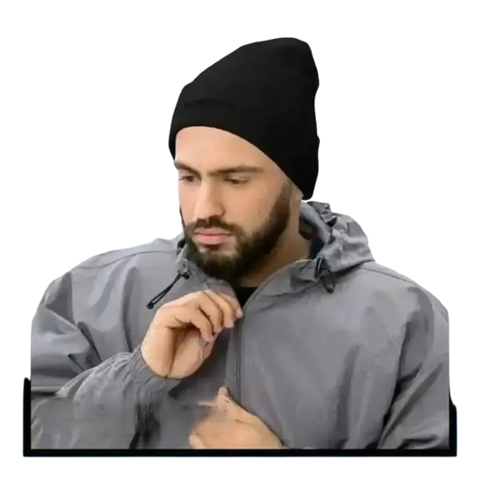 Schwarze Herren-Beanie aus 100% Acryl, Wintermütze, Strickmütze in Größe 44-47 cm von BUYATHOME24.